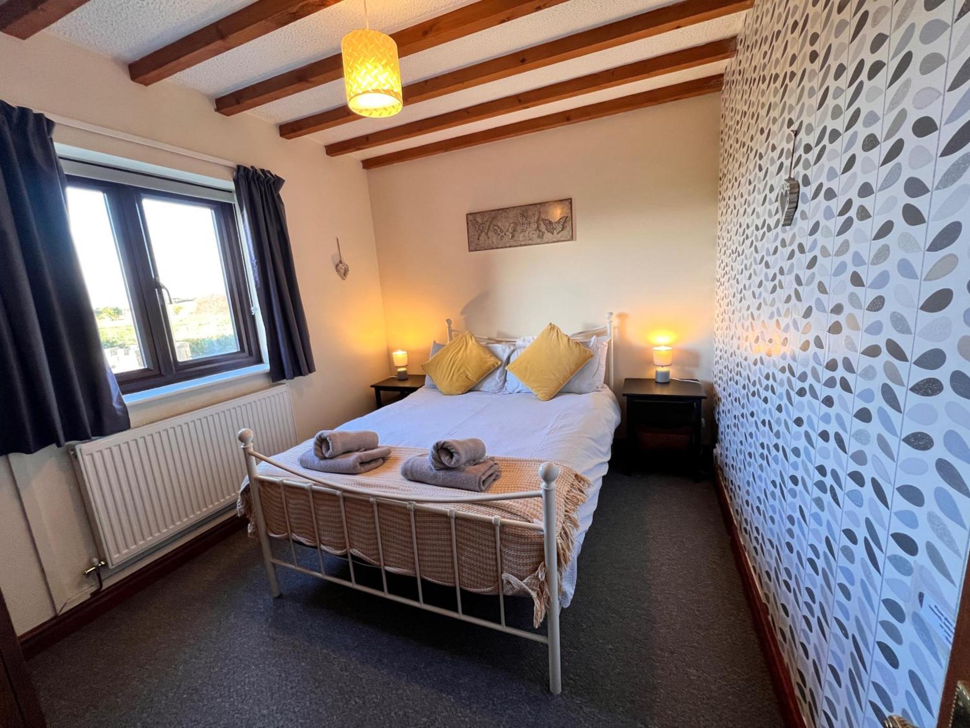 4 Bedroom Detached Farmhouse Mountain Views Beaumaris Exteriör bild